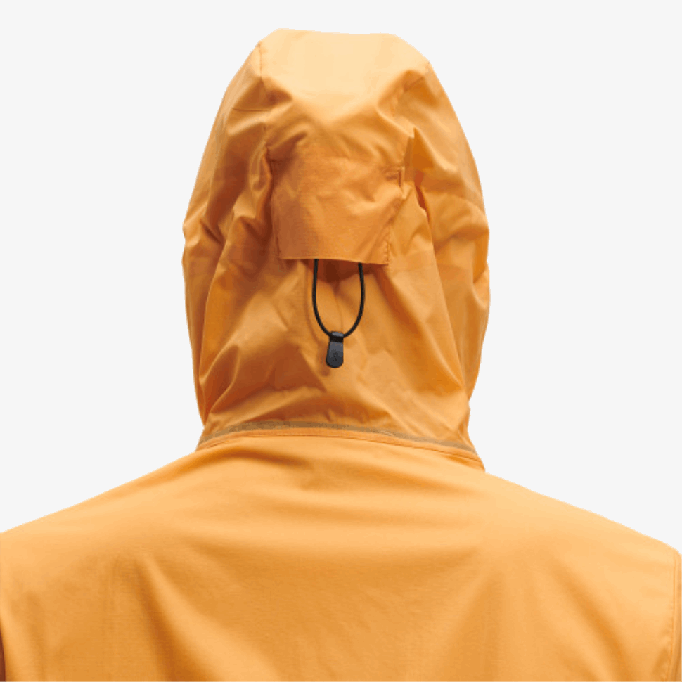 On Running Weather Jacket Mango-Hail