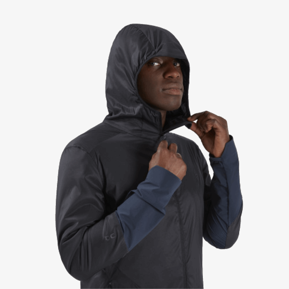 On Running Insulator Jacket Black-Navy