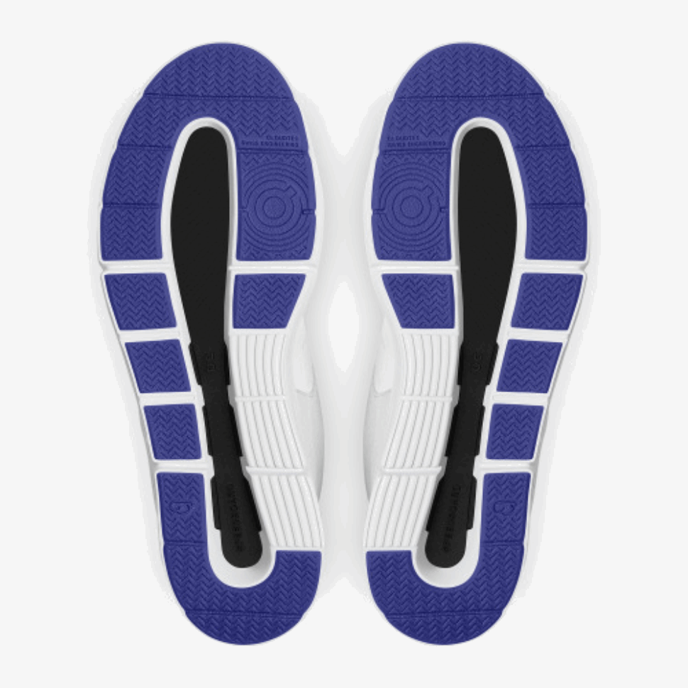 THE ROGER Clubhouse White-Indigo On Running
