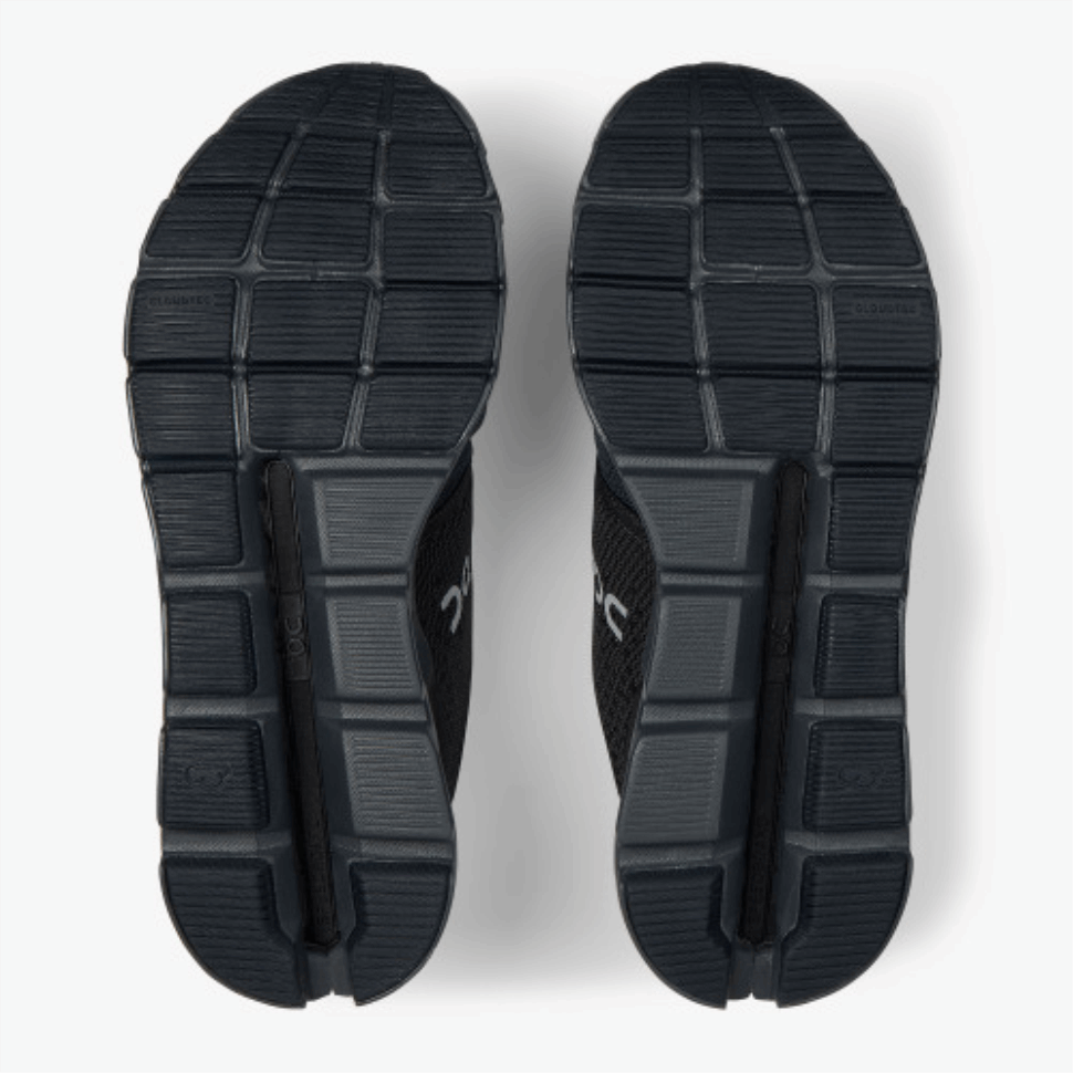 On Running Cloudstratus Black
